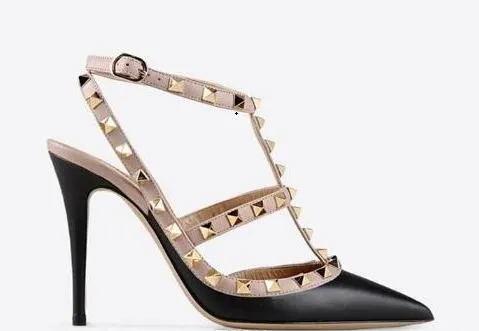 Esigner Pointed Toe 2-Strap with Studs 하이힐 특허 가죽 리벳 샌들 여성 Studded Strappy Dress Shoes 발렌타인 하이힐 신발