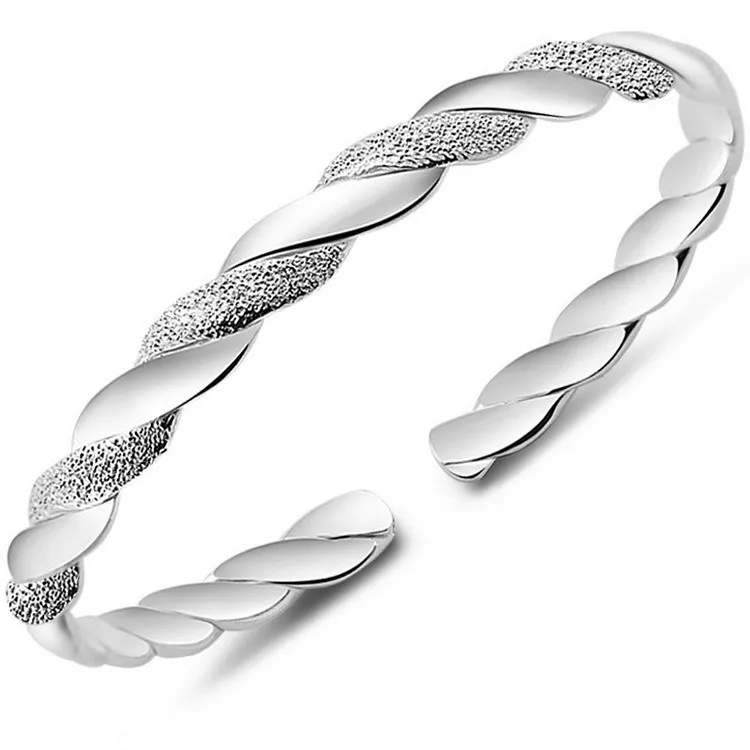 Högkvalitativ koreansk silverpläterad manschettbangle Kvinnor Öppet handarmband för damer Mode Smycken Presentbyxor