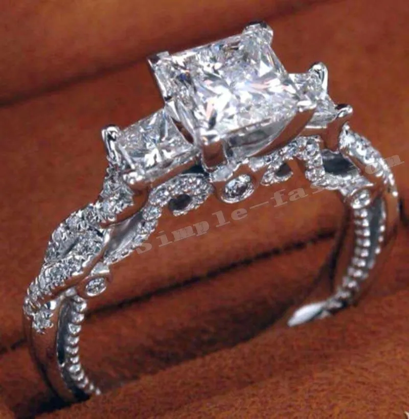 2016 женщин старинные кольца ручной работы три камня 2ct 5A Циркон Cz 925 стерлингового серебра обручальное кольцо обручальное кольцо для женщин S18101608