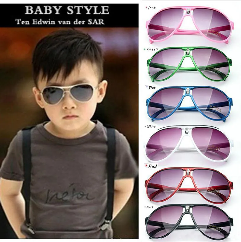 Hot 2017 Kids Sunglasses Baby Boys Girls Fashion Brand Designer Sunglasses Kids Sun Glasses Beach Toys UV400 Sunglasses Sun Glasses D009