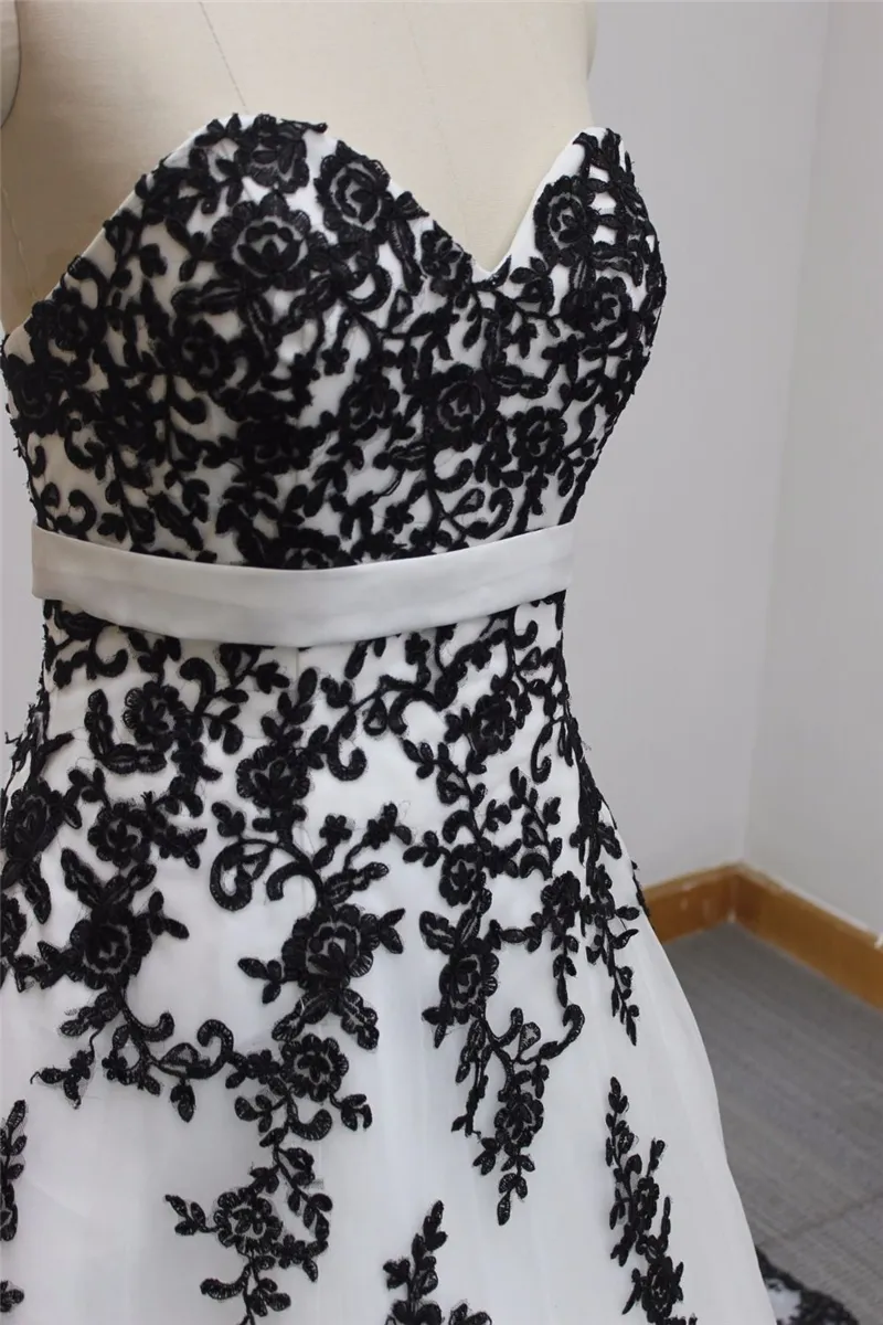 Off-Shoulder White and Black Lace Black ballgown wedding dress with Appliques - QC1011 Off-Shoulder White and Black Lace Black ballgown wedding dress with Appliques - QC1011