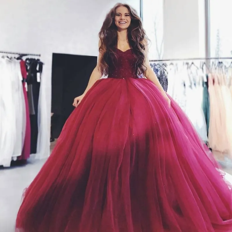 Puffy Tulle Suknia Balowa Słodkie 16 Sukienki Puszyste Wino Red Quinceanera Dress 2018 Burgundia Prom Dresses Sexy Vestidos De Party Suknie