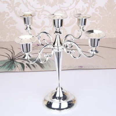 European Creative Metal Holders 5-arms Retro Romantic Candle Holder Candlelight Dinner Home Furnishing Wedding Hotel Decoration