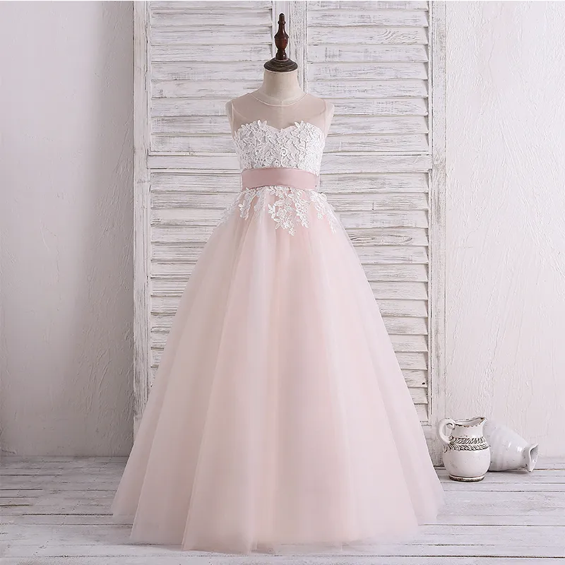 Cute Blush Designer Flower Girls Dresses 2022 Sheer Neck Lace Applique Keyhole Back Floor length First Communion Dress Cheap