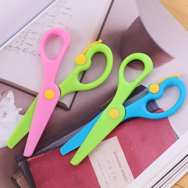Мини-безопасности круглая головка пластиковые ножницы студент дети резки бумаги Миньоны поставок для детского сада школьников