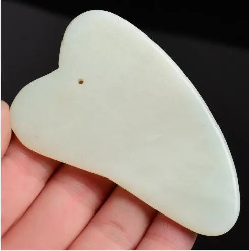 Gua Sha FacialトリートメントGuasha Massageツール中国の天然翡翠石スクラップツール顔の目のスリムのためのツール