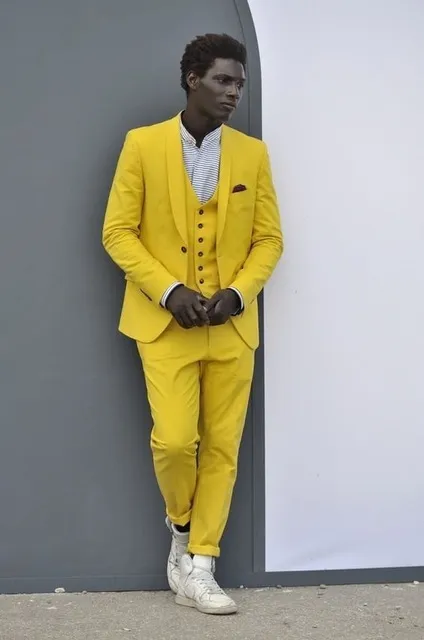 Smooth Tuxedos Pour Hommes: Costume Classique Jaune Un Bouton Avec