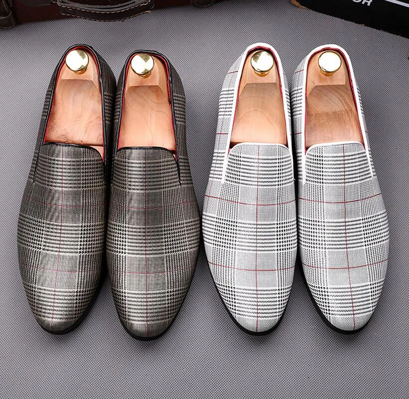 Designer di marca da uomo scarpe casual a quadretti appartamenti lussuosi fatti a mano mocassini alla moda da uomo 1N30