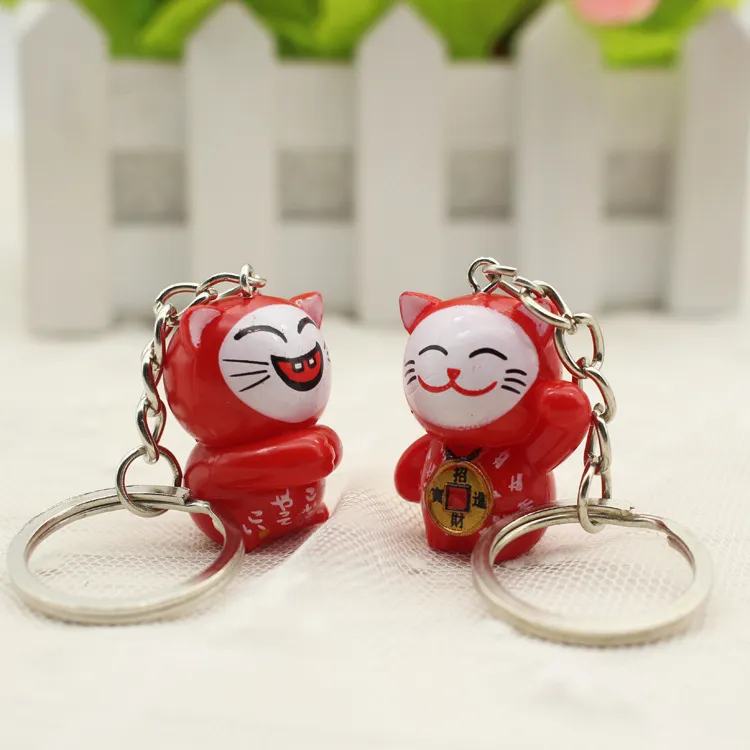 2018 key chain Lovely Cartoon Maneki Neko Lucky Cat mini plastic Toy Keychain For Children's Gift Purse Charms Pendant key ring