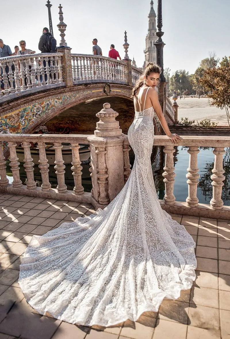 Berta 2020 Mermaid Gelinlik Spagetti Backless Dantel Gelinlikler Sweep Tren Artı Boyutu Plaj Gelinlik Vestido De Novia