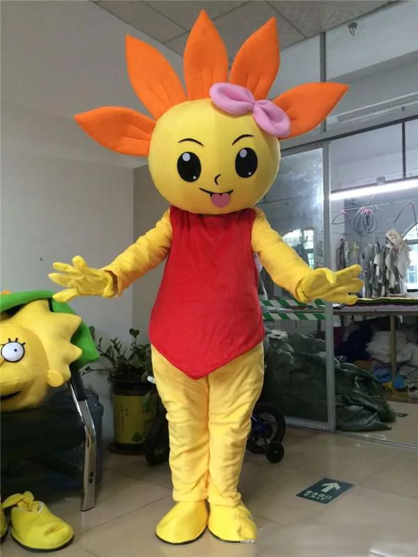 2018 Costume adulto della mascotte del girasole di formato adulto caldo di alta qualità Vestito da carnevale di fiori soleggiati di compleanno di Natale di Halloween