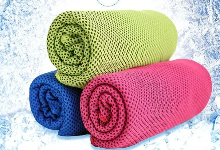 Asciugamano di raffreddamento in microfibra da 30100 cm PVA Sports Cold Sports Towel ricamato asciugamano da golf altamente efficace Gymyoyaswimming1183951