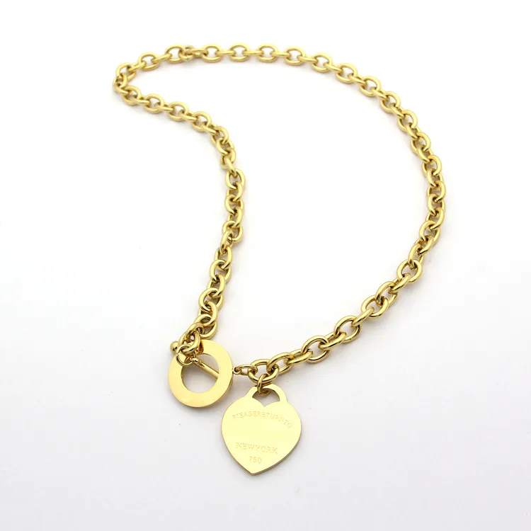 famous brand jewerly 316L titanium Steel 18K gold plated necklace short chain silver man heart necklace pendant for women couple gift