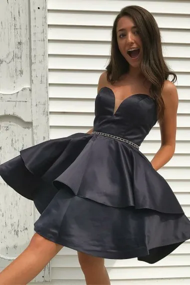 Simple Cheap Short Cocktail Dresses Sweetheart Black Beaded Ribbon A line Satin Ruched Open Back Homecoming Party prom Dress Gowns