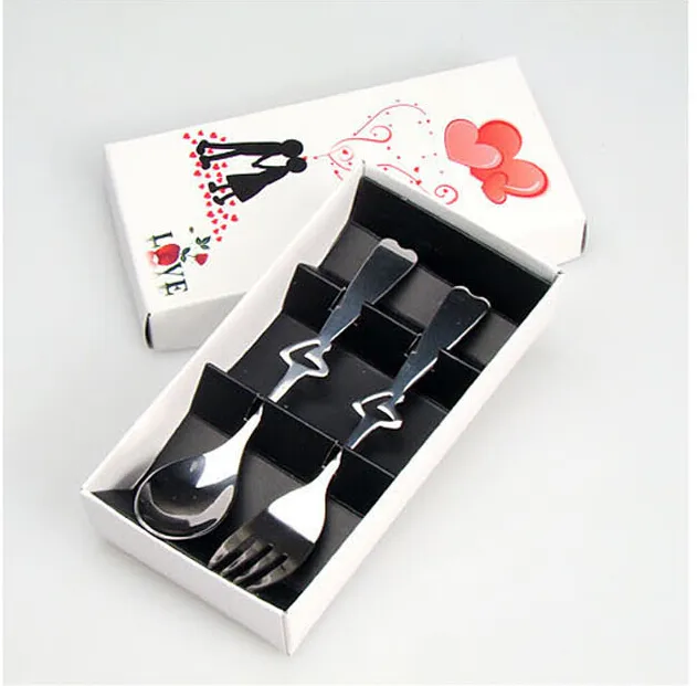 Nieuwe mode bruiloft gunsten geschenken hartvorm roestvrijstalen vork lepel 2 stuks in één set