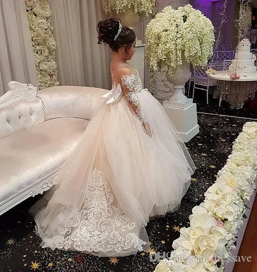 New Tulle Little Flower Girls Abiti per matrimoni Maniche lunghe Illusion Abito da prima comunione Abito da spettacolo per ragazza Realizzato su misura