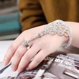 Nouvelle mode diamant blanc chaîne à main bijoux chaîne en argent femmes mariée argent charme accessoires de mariée bracelets à main de mariage Weddi260m