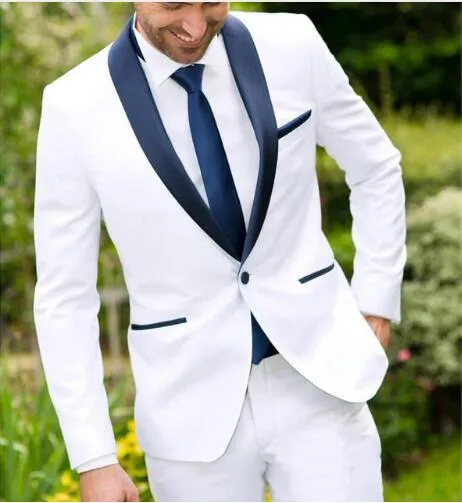 2018 Een Knop Witte Man Bruiloft Bruidegom Heren Tuxedos pakken Marineblauw Sjaal Revers Custom Made Business Slim Fit Mans Suit319N