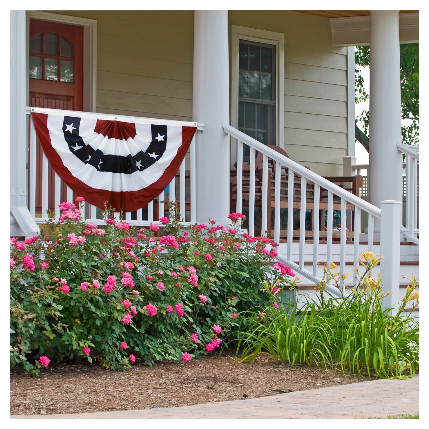 JOHNIN 3 size Printed USA Pleated Fan bunting flag 1.5x3Fts 2x4Fts 3x6Fts Half Banner for july 4th independence day decoration Patriotic banner