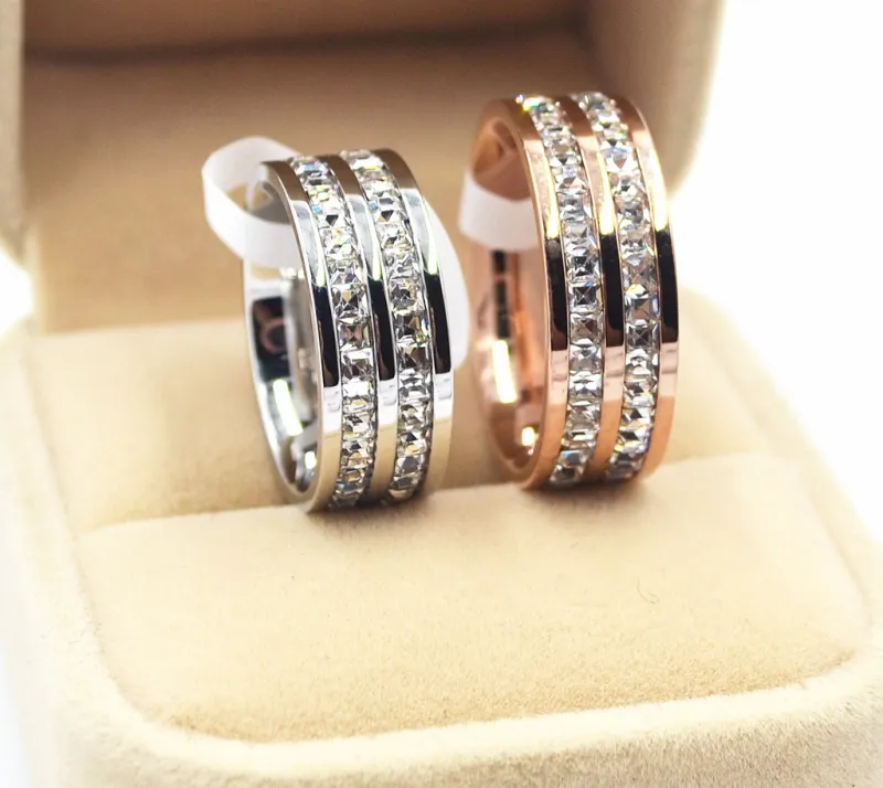 Fashion Silver Titanium Steel Light Diamond Ring, Titanium Steel Jewelry Couple Diamond Diamond Ring Female Double Row Rose Gold Ring