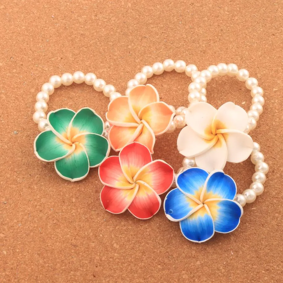 Argila frangipani plumeria flor pérola frisada fios estiramento pulseira 6.5 "BB80 Braceletes de jóias de moda