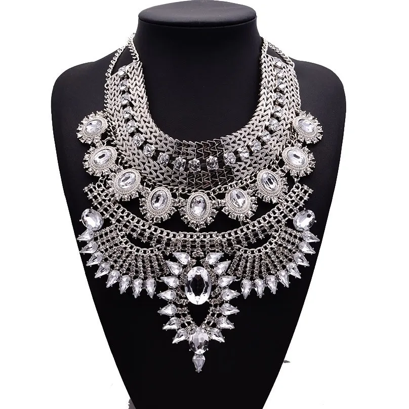 Luxury Flower Bib Crystal Halsband Boho Collar Halsband för kvinnor Kostym Smycken Julklapp 4 färger