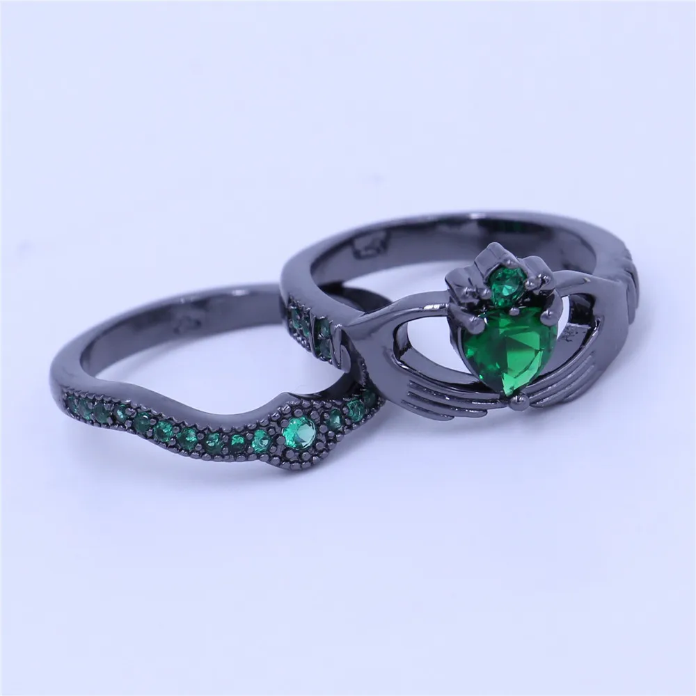 Ny Claddagh ring Birthstone Jewelry Wedding Band Rings uppsättning för kvinnor Green 5A Zircon CZ Black Gold Filled Female Party Ring4666469