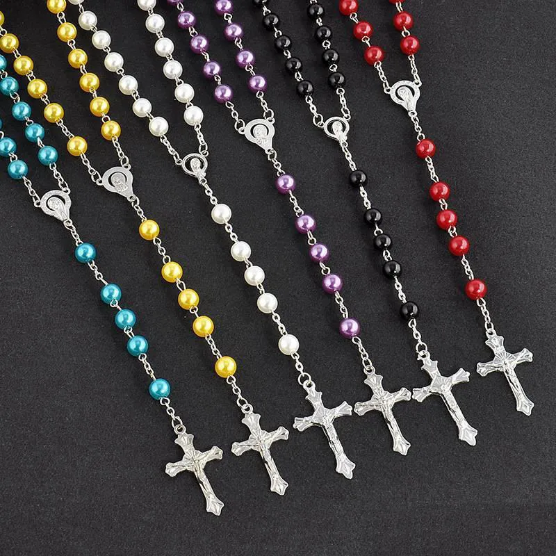 Collier pendentif croix Crucifix plaqué argent pour femmes et hommes, 28 pouces, avec perles d'imitation, chapelet, chaîne de perles