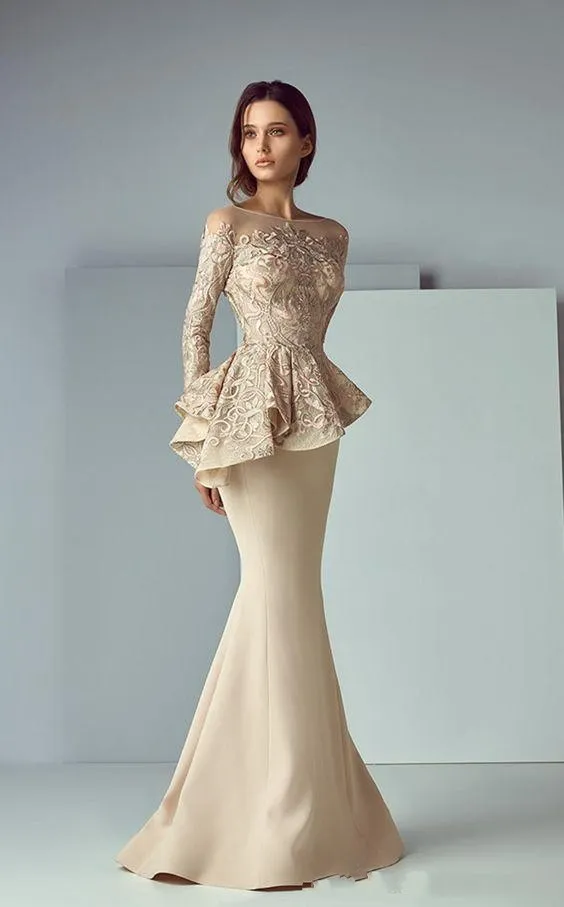 2018 Champagne Mermaid Evening Dresses Sheer Neck Long Sleeve 3D Floral Lace Applique Peplum Ruffles Plus Size Dubai Arabic Party 3421530