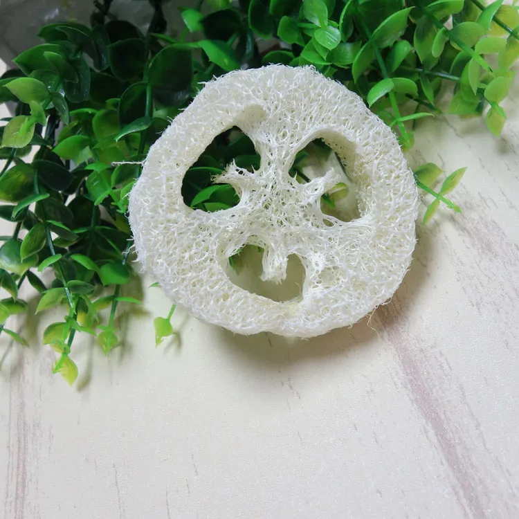 about 6-7 5cm in diameter is about 1 9cm round Natural Loofah Luffa Loofa Pad Spa Bath Facial Soap Holder Drop273e