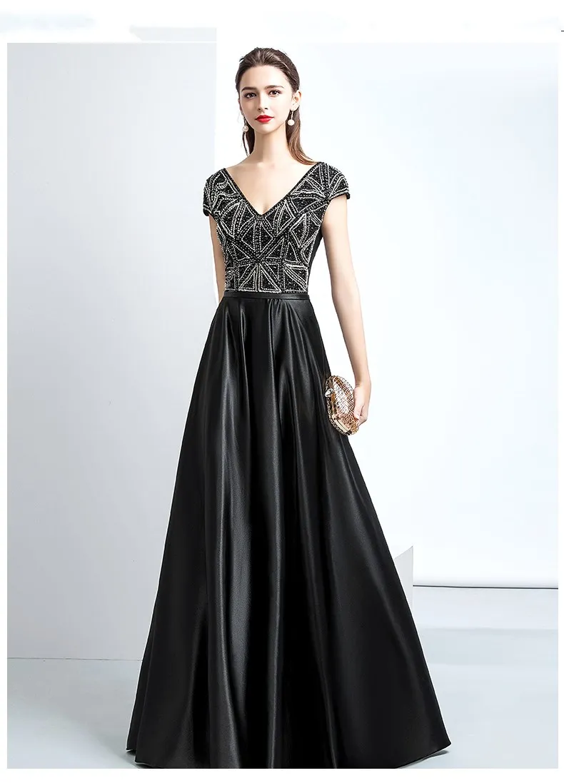 Black V-Neck Ball Gown Prom Dresses 2018 Sexy Jewel Long Prom Dresses Evening Gowns With Sparkly Beaded Bodice For Teens From