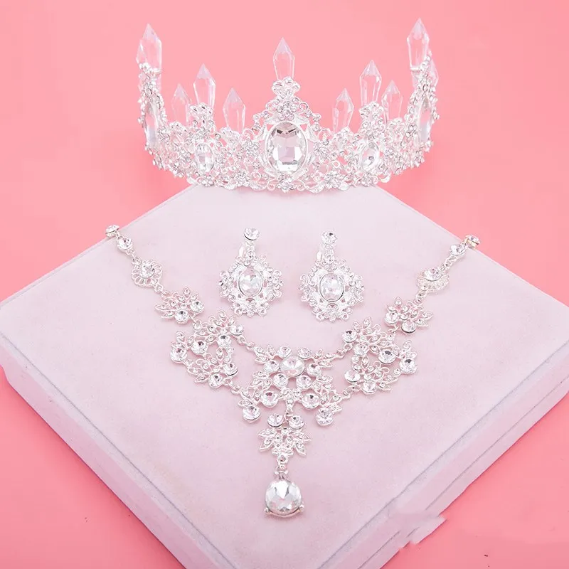 2018 Cheap Set Crowns Necklace Earrings Alloy Crystal Sequined Bridal Jewelry Accessories Wedding Tiaras Headpieces Hair