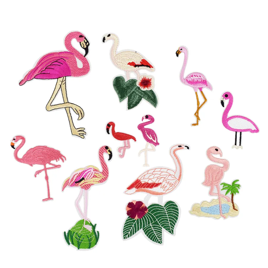 10st Flamingo Broderade fläckar för klädkassar Strykjärn på överföring Applique Patch för klänning Jeans DIY Sy på broderi Kids Stickers