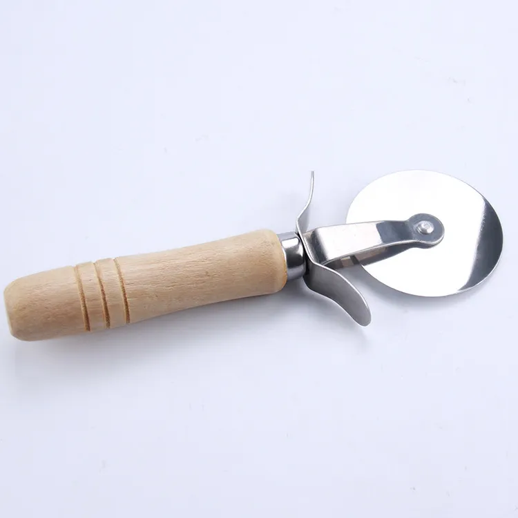 木製のハンドルピザカットベーキングペストリーツールステンレス鋼ペストリーパスタの生地クリンパーラウンドホブの非粘着ナイフ