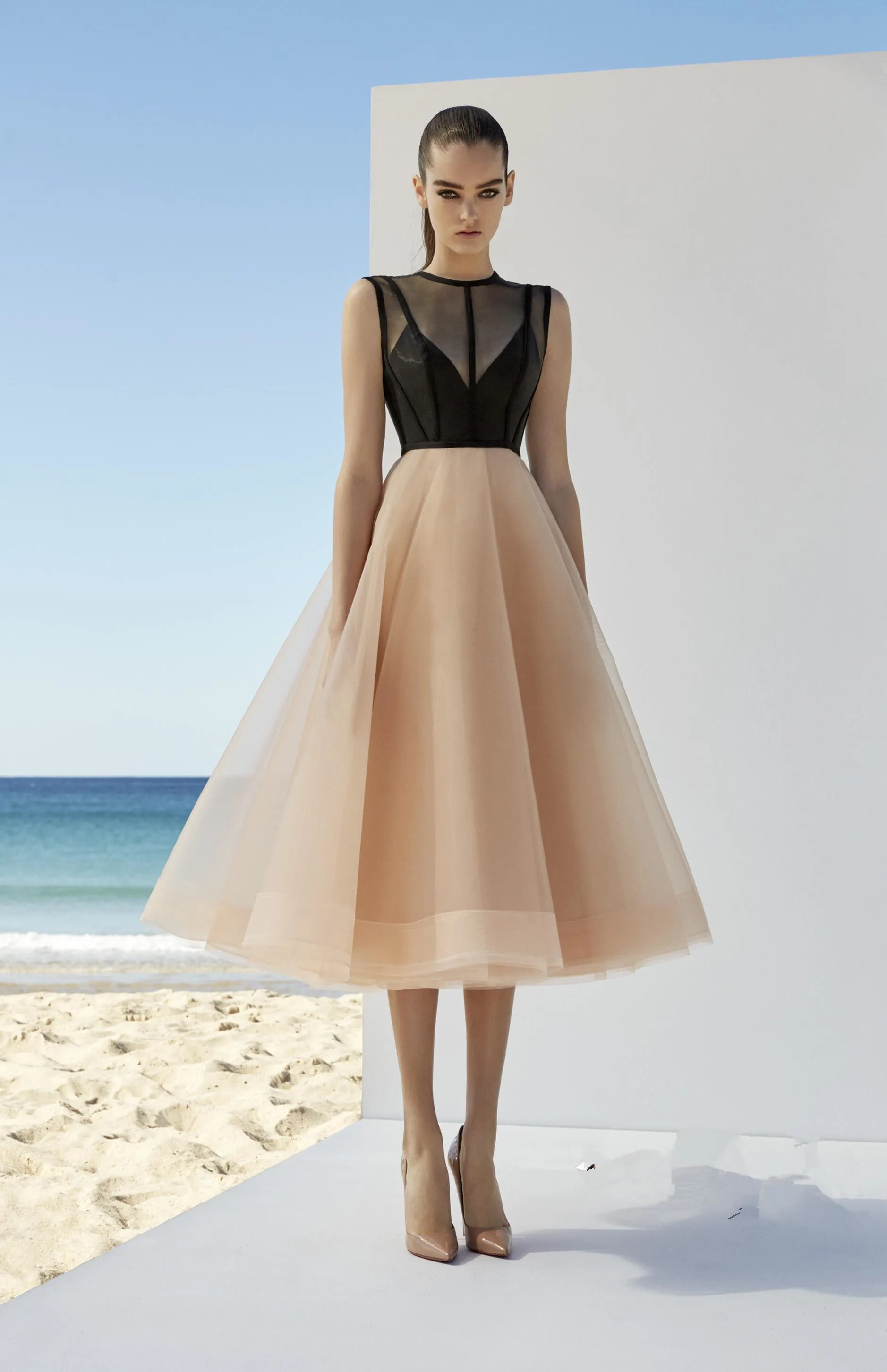 New Arrival Black and Champagne Gown Champagne prom dresses 2022 with Illusion Zipper Back - Perfect for Parties and Evening Events New Arrival Black and Champagne Gown Champagne prom dresses 2022 with Illusion Zipper Back - Perfect for Parties and Evening Events