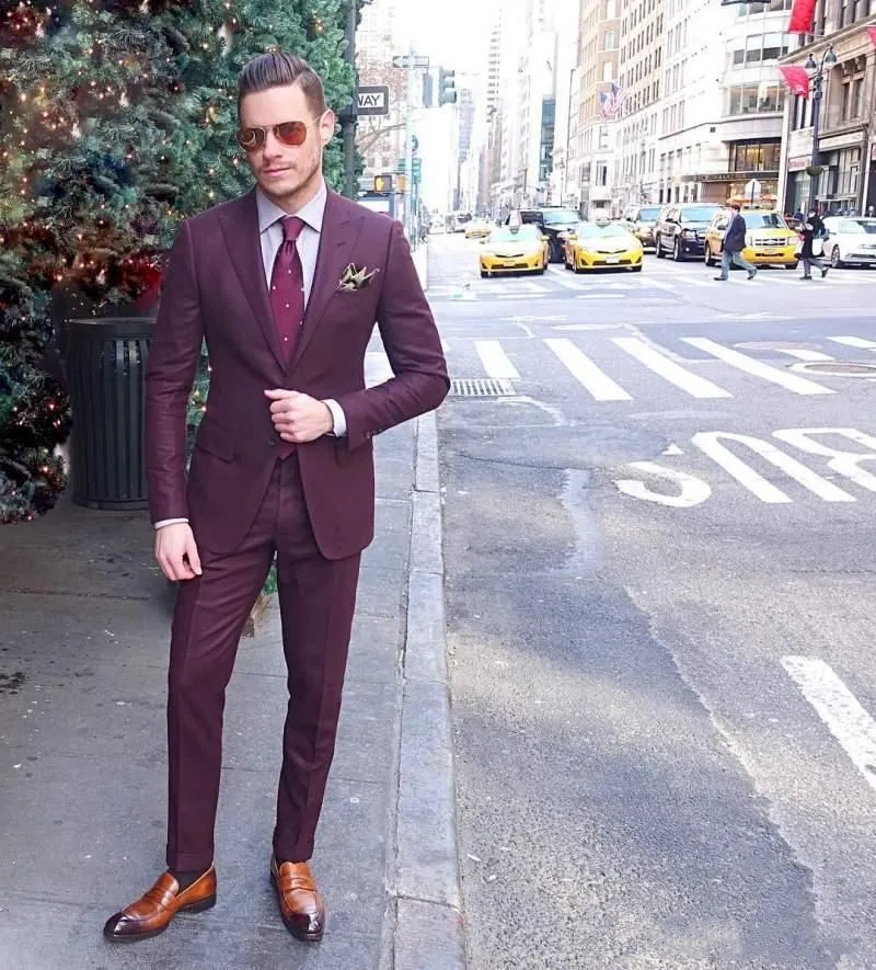 Son Pantolon Ceket Tasarımları Bordo Erkek Takım Elbise Slim Fit İki Düğmeler Damat Düğün Smokin Ucuz Artı boyutu Özel Suit (Ceket + Pantolon)