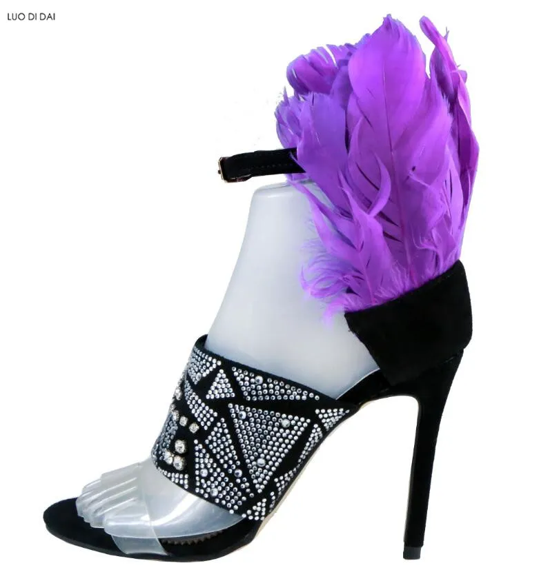 2018 chaussures de soirée de mode pour femmes sandales à plumes violettes chaussures habillées sandales à clous en strass sandales à bout ouvert talon fin