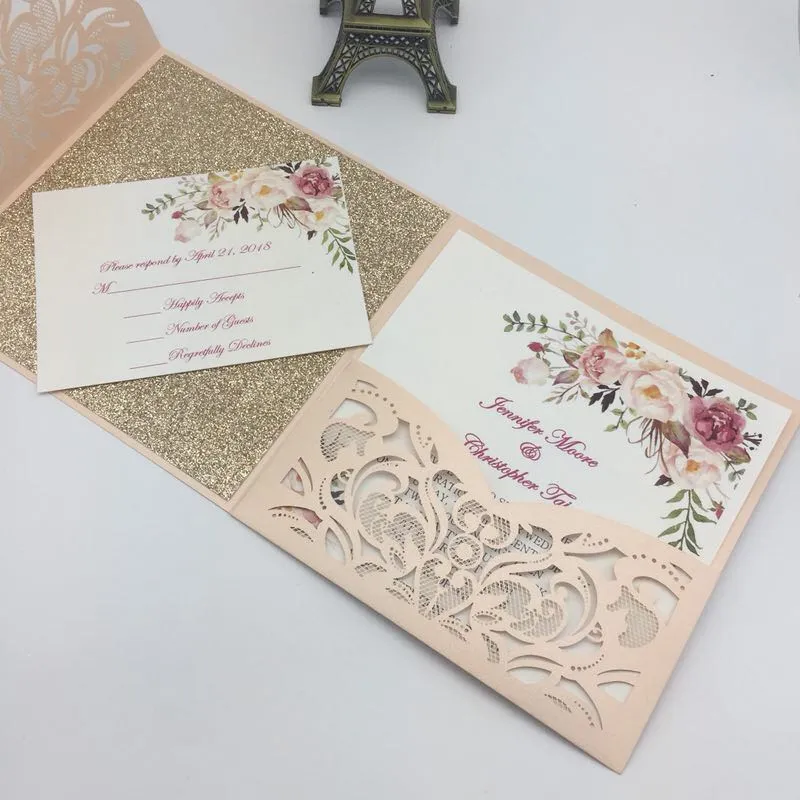2020 Tarjetas de invitaciones de boda de corte láser 2020 Tarjetas de invitación nupcial de flores huecas de alta calidad de alta calidad