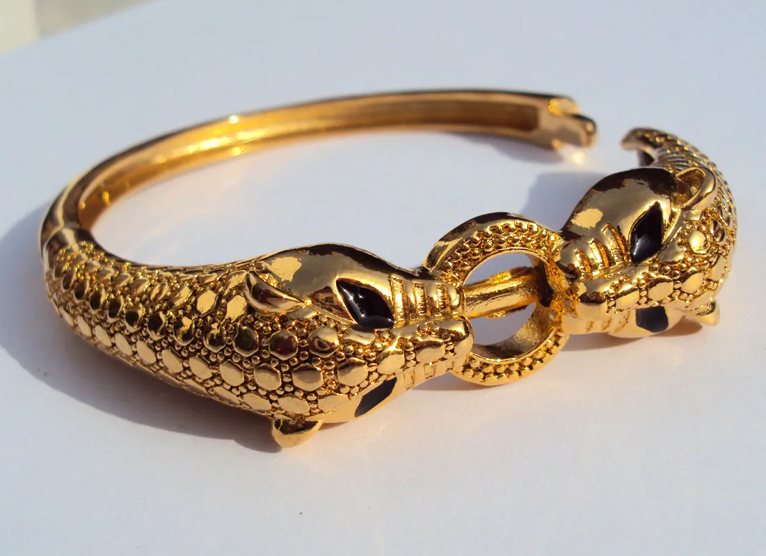 Leopard Black Eyes 22K 23K 24K Thai Baht Yellow Solid Gold GP smycken Bangle Armband Tunga 43G BA185314571
