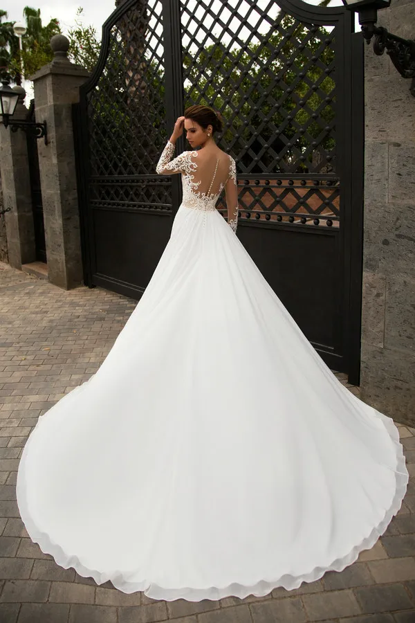 Abiti da sposa a maniche lunghe in chiffon con scollo a barchetta in chiffon e pizzo