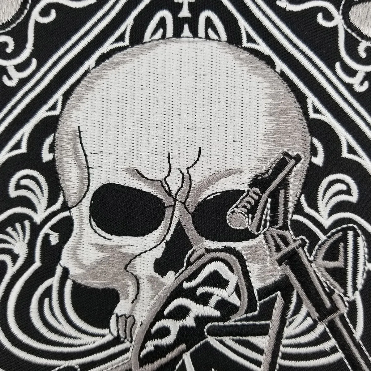 Großhandel benutzerdefinierte 10,5 Zoll große Stickerei Biker Patches für Jacke Rückseite MC Surport PUNK LUCKY 7