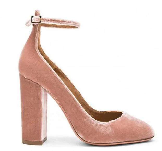 2018 Elegant Pink Femme Talon Nieuwe Designer Enkel gesp Strap Pumps Blok Hoge Hakken Jurk Schoenen Vrouw Wrap Around Velvet Pumps