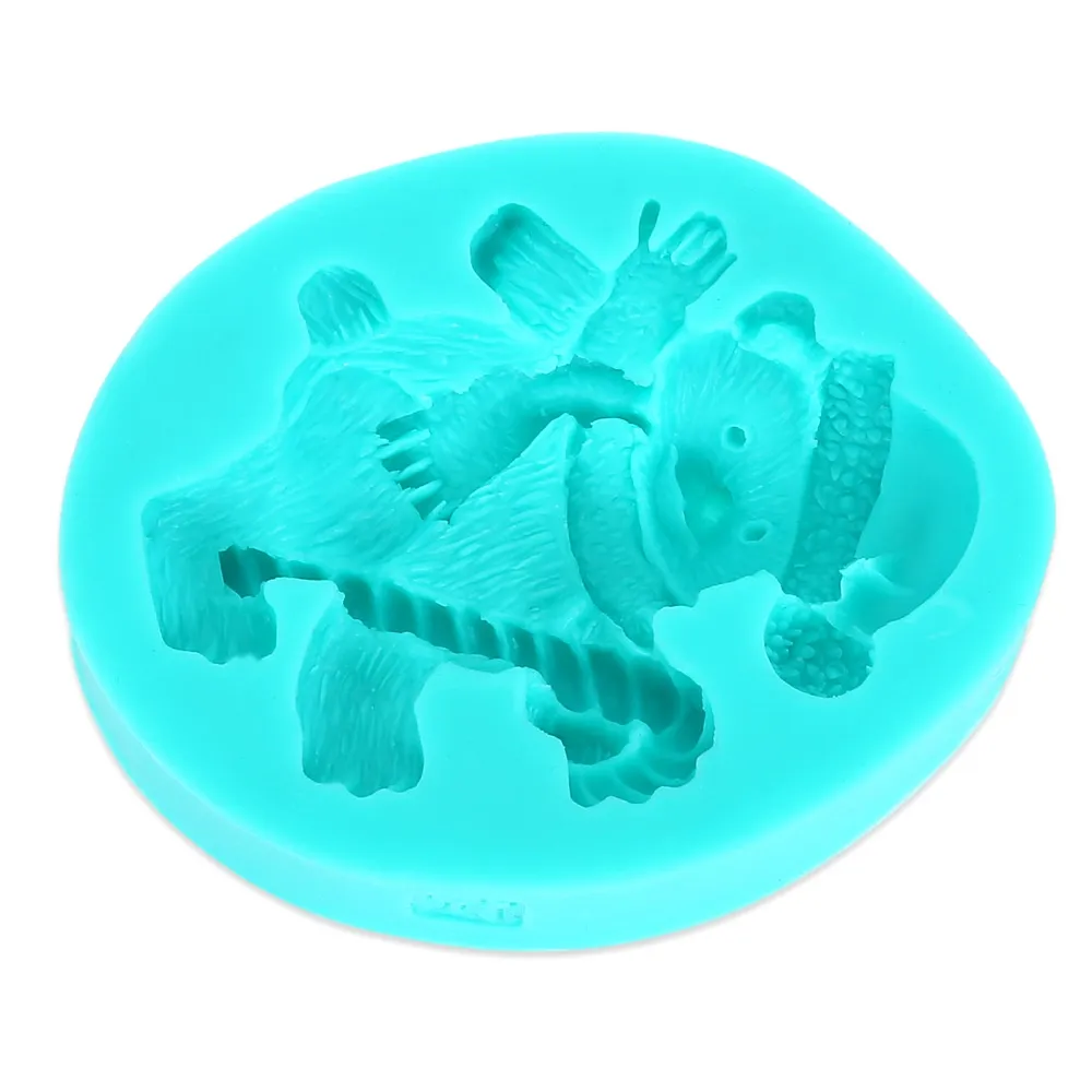 Christmas Polar Bear Silicone Fondant Cake Chocolate Mold Decorating Tool but it is better to wash this mold by your hands