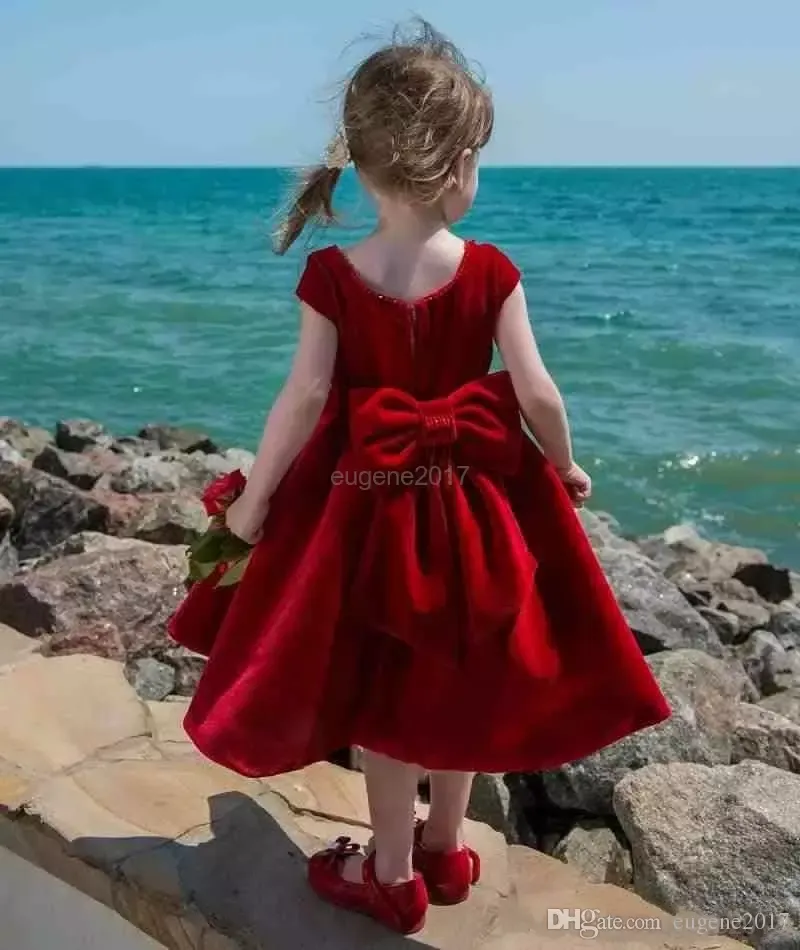 Lovely Red Velvet Flower Girl Dress Tea Length Baby Girl Pageant Dresses Toddler Kids Party Dress Short Communion Gowns With Big Bow Back