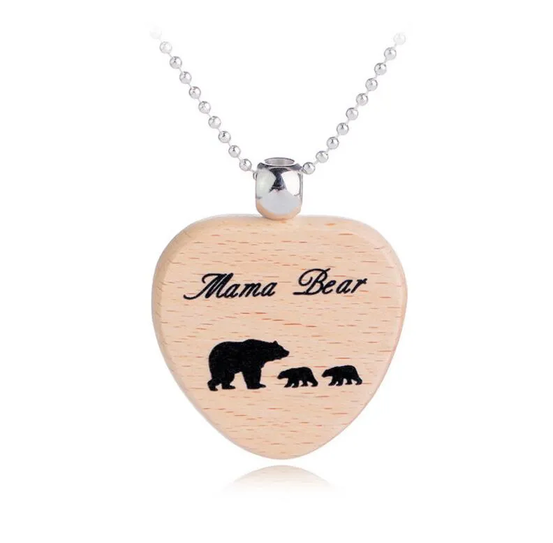 Mama Bear Wood Keychain Necklace Mama Bear Heart Key Rings Mother and Daughter Bears Cubs Heart Charm Wooden Mama Bear Necklaces 