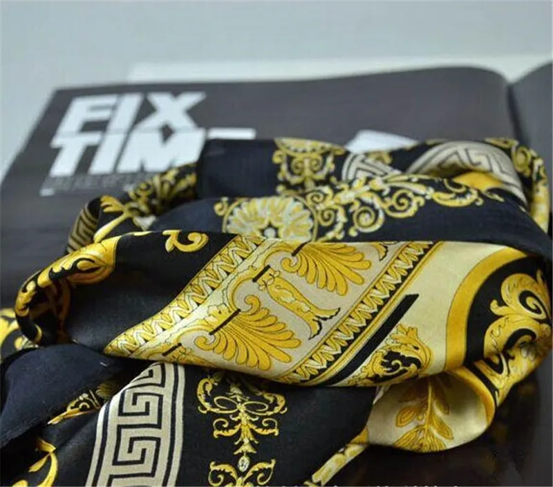 Wholesale Famous Style 100% Silk Scarves For Woman and Men Solid Color Gold Black Neck Print Soft Fashion Shawl Women Silk Scarf Square