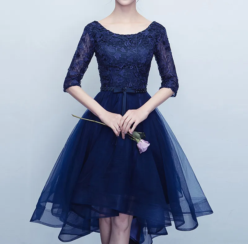 Robe de demoiselle d'honneur en tulle bleu marine en dentelle Salut Lo Robes de soirée de mariage d'été Scoop à lacets dos demi-manches robes de demoiselle d'honneur Peplum pas cher