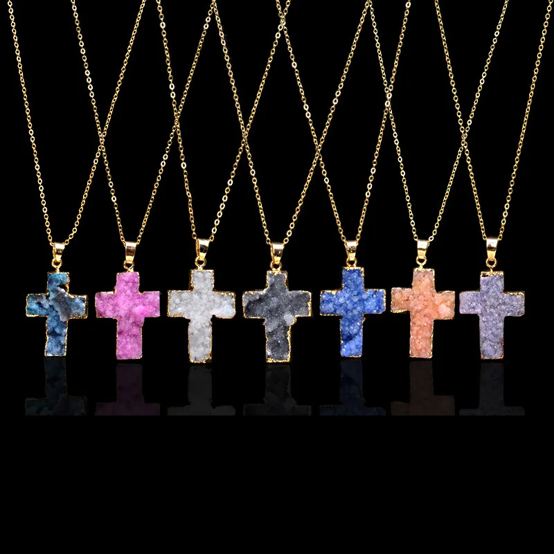 Ny natursten Cross Pendant Halsband Kristall Healing Point Chakra Ädelsten Druzy Crucifix Charm Kedja för Kvinnor Mode Smycken
