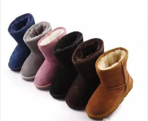 2018 will sell the new real Australian WGG high quality kids boy girl children baby warm snow boots juvenile student snow winter boot