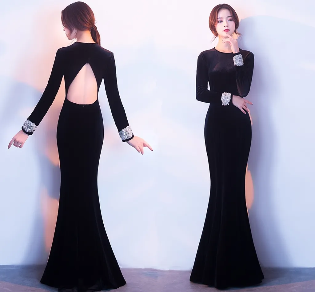 Plus Size Prom Dresses Elegant Black Long Tail Winter Evening Dresses T-shirt Fashion Back Velveteen Long Sleeved Hollow Ball Gown